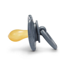 Laden Sie das Bild in den Galerie-Viewer, Bambus-Schnuller Naturkautschuk 3+ Monate