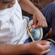 Laden Sie das Bild in den Galerie-Viewer, Lernschuh