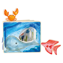 Laden Sie das Bild in den Galerie-Viewer, Bilderbuch aus Holz, interaktiv