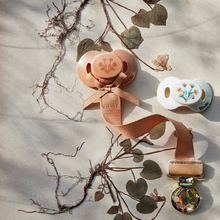 Laden Sie das Bild in den Galerie-Viewer, Schnullerband | Schnullerkette mit Namen | Personalisierung