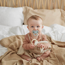 Laden Sie das Bild in den Galerie-Viewer, Bambus-Schnuller Naturkautschuk 0-6 monaten